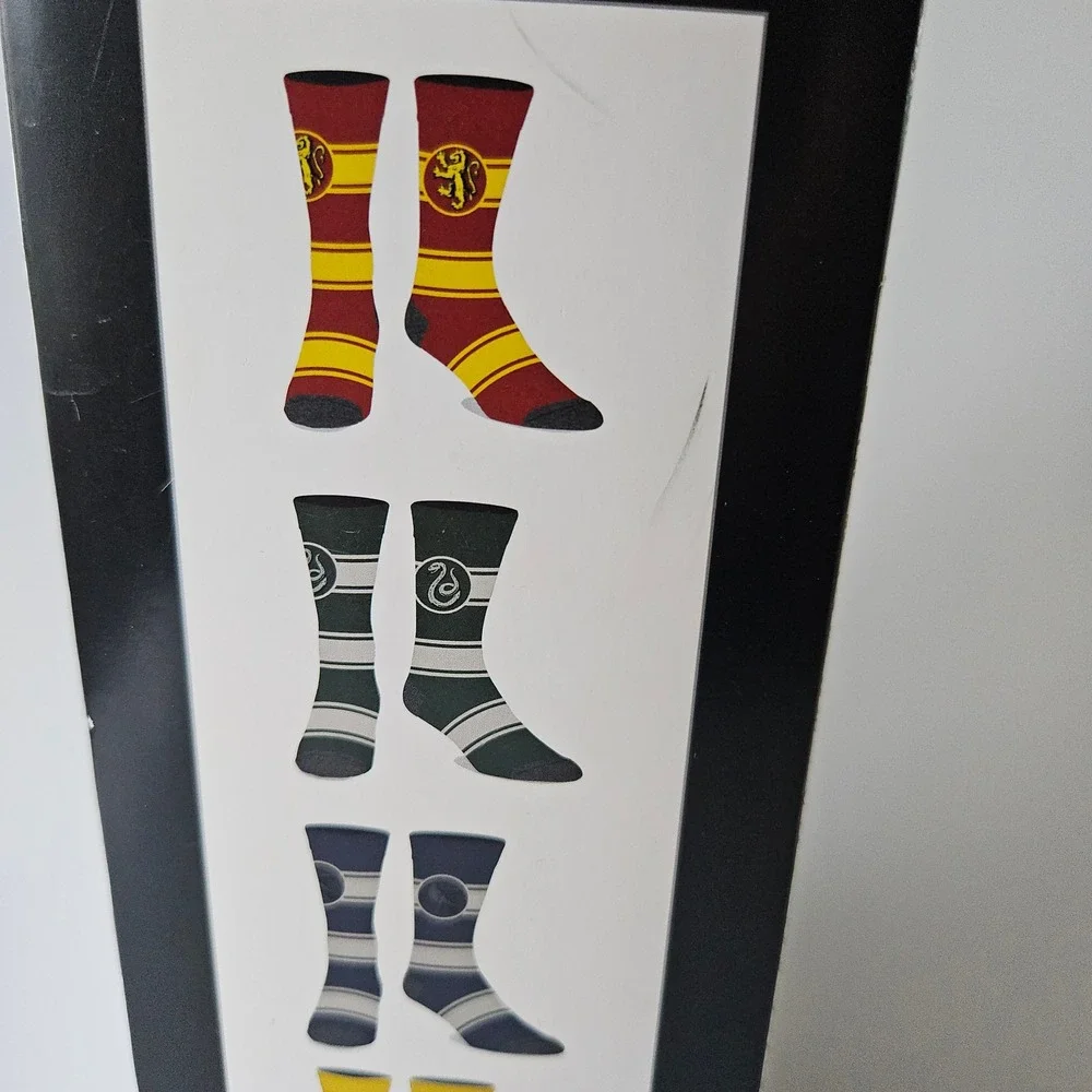Harry Potter Casual Crew Socks Mens Sz 8-12 NEW 6 Pair Wizarding World